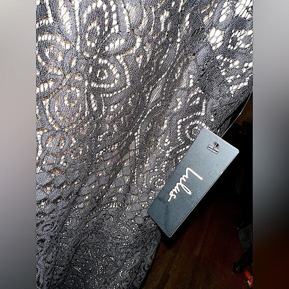 New Belrose Black and Nude Lace Mini Dress - Picture 8 of 13